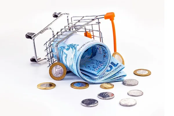 مالیات تراکنش بانکی چیست؟ نحوه محاسبه و پرداخت طبق قانون جدید 1402