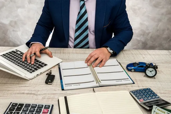 حسابدار رسمی کیست، تعریف، ثبت نام، تاریخ و منابع آزمون حسابدار رسمی 1403